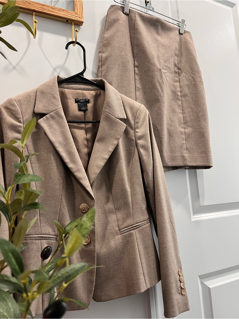 Ann Taylor Taupe Blazer and Pencil Skirt Set